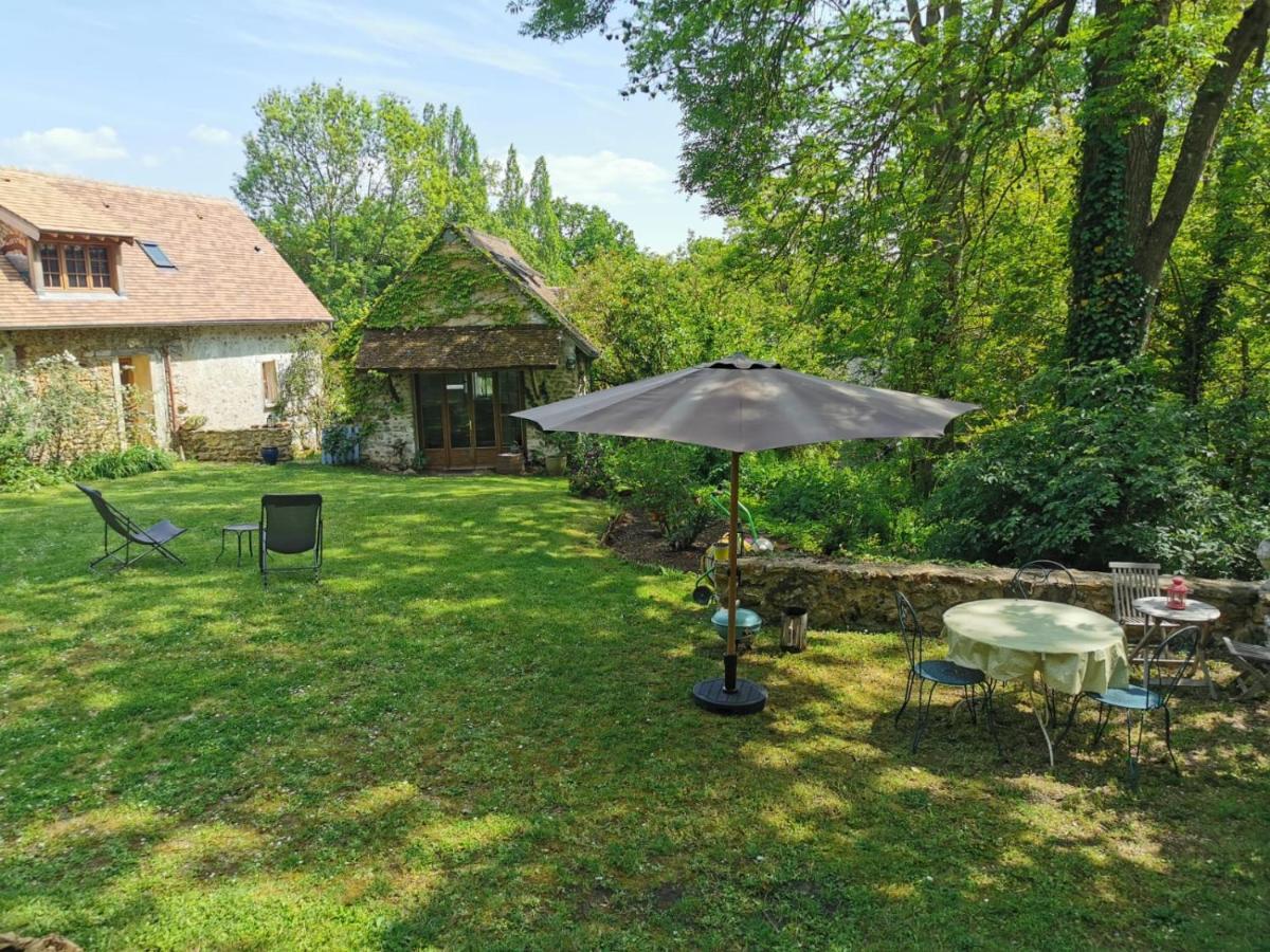 Domaine De La Folicoeur 호텔 Sainte-Colombe-près-Vernon 외부 사진